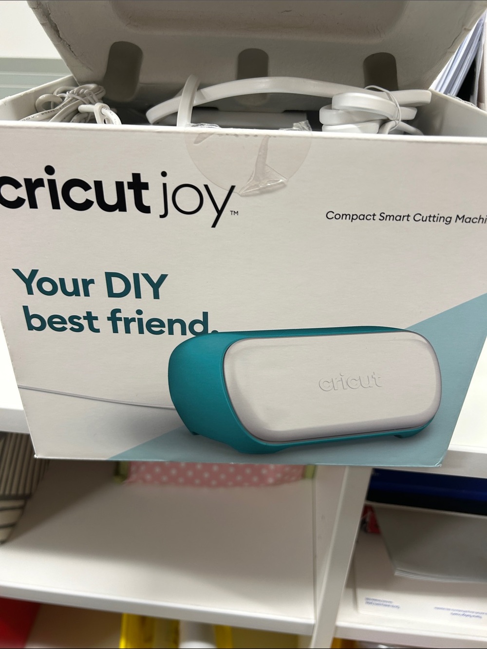 Cricut Joy Small Cutting Machine - Teal & White machine and power only